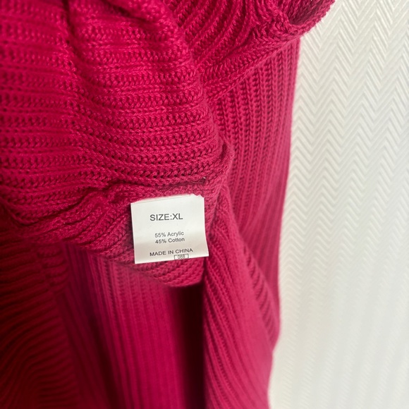 Ashlee Marie Boutique Short Sleeve Sweater Size XL - Picture 3 of 6